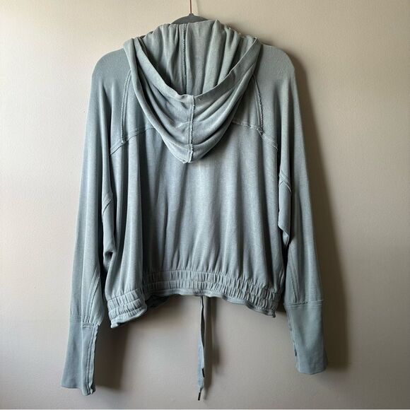 Free People Movement Trekking Out Zip Up Boho Athletic Hooded Sweatshirt Size S - Picture 8 of 11